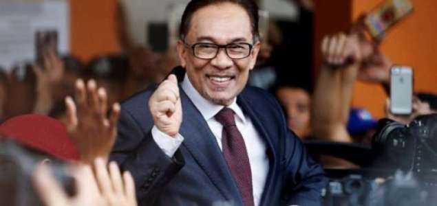     Koalisi Pakatan Harapan Calonkan Anwar Ibrahim Sebagai PM